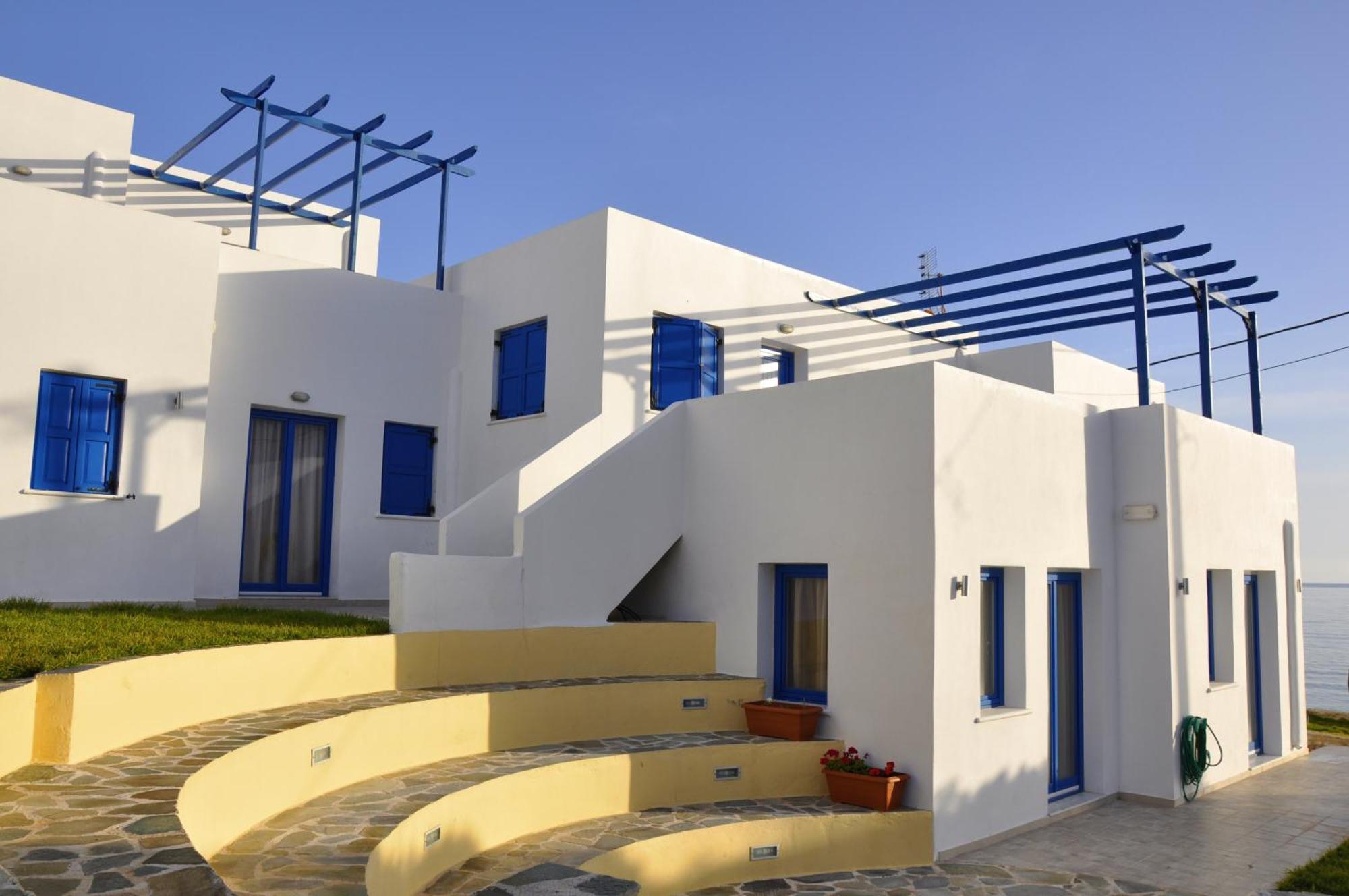 Ellibay Aparthotel Livadia  Exterior photo